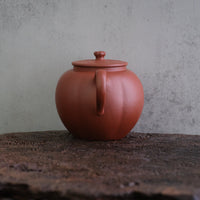 Pu Ti 菩提 - 120ml Yixing Teapot in Zhuni Red Clay