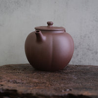Pu Ti 菩提 - 160ml Yixing Teapot in Zini Purple Clay