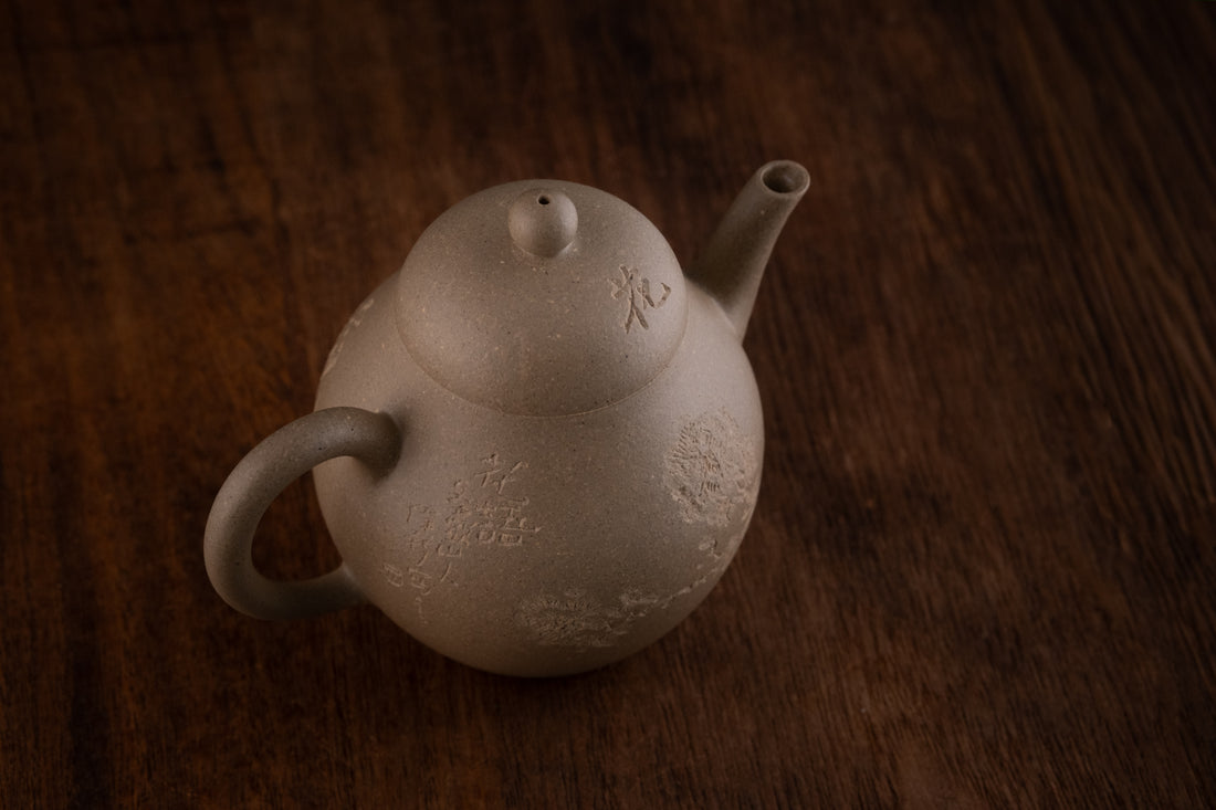 Suxin 素心 - 110ml Yixing Teapot in Benshan Lüni Green Clay