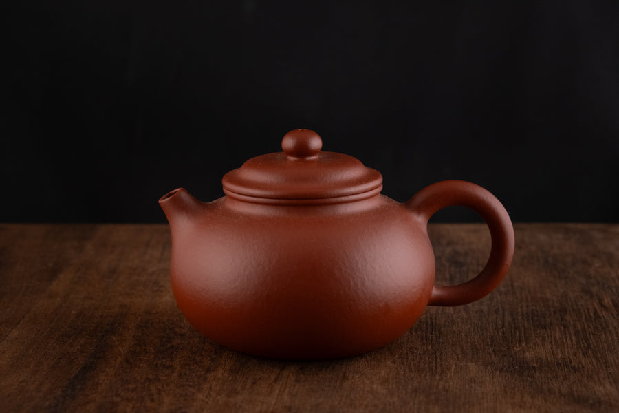 Ning Hong Hu 宁红壶 - 100ml Yixing Teapot in Zhuni Red Clay