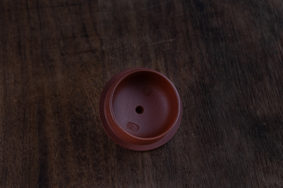 Ning Hong Hu 宁红壶 - 100ml Yixing Teapot in Zhuni Red Clay