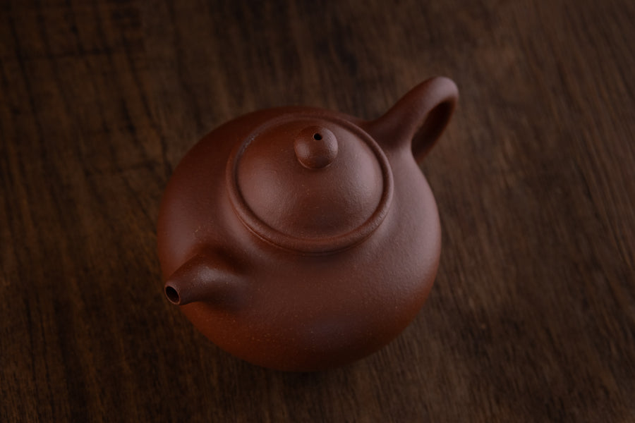 Lianzi 莲子 - 120 ml Yixing Teapot in Jiangponi Red Clay