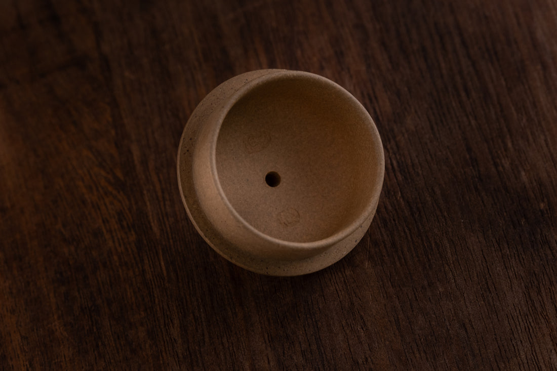 Deyun 德韵 - 110ml Yixing Teapot in Benshan Lüni Clay