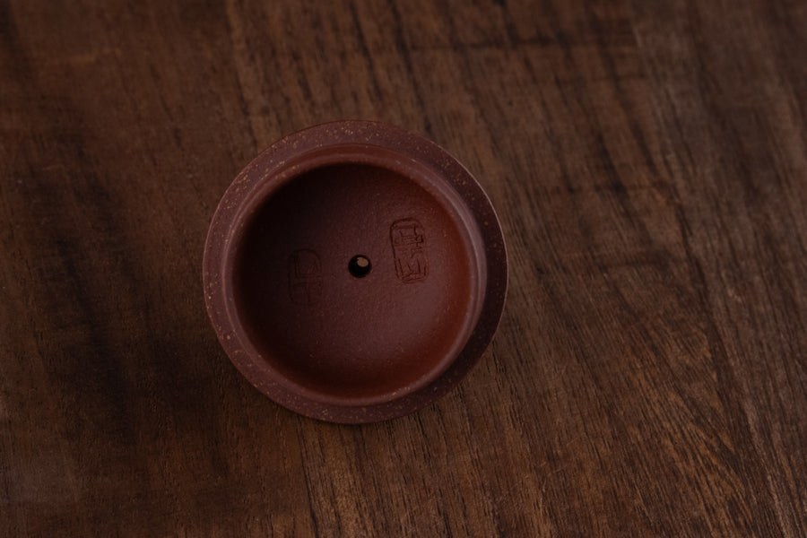 Shuiping 水平 -  80ml Yixing Teapot in Jiangponi Red Clay