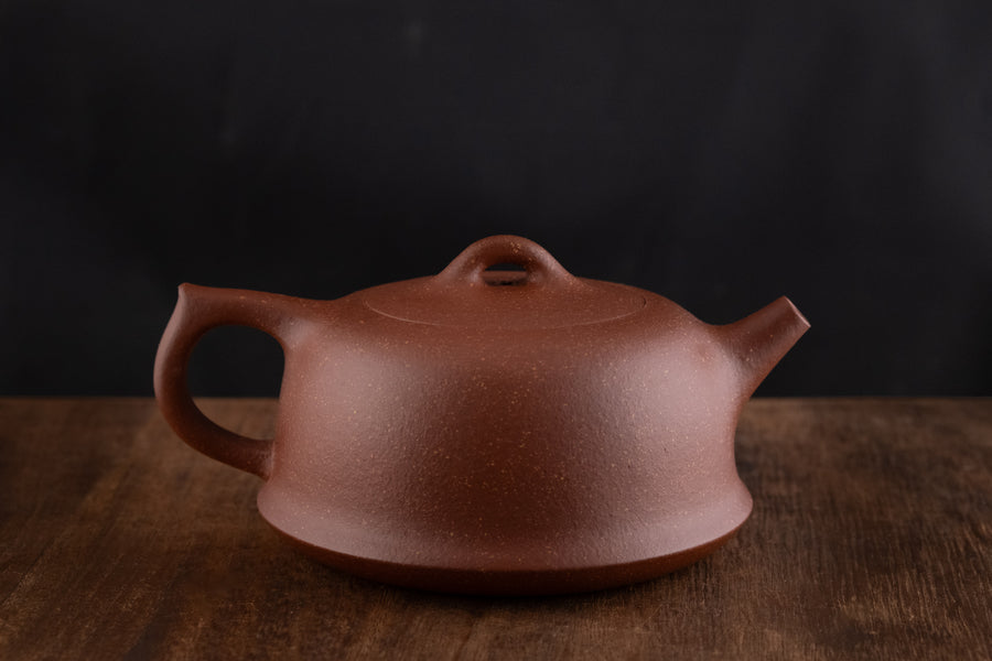 Panshi 磐石 - 150ml Yixing Teapot in Jiangponi Red Clay
