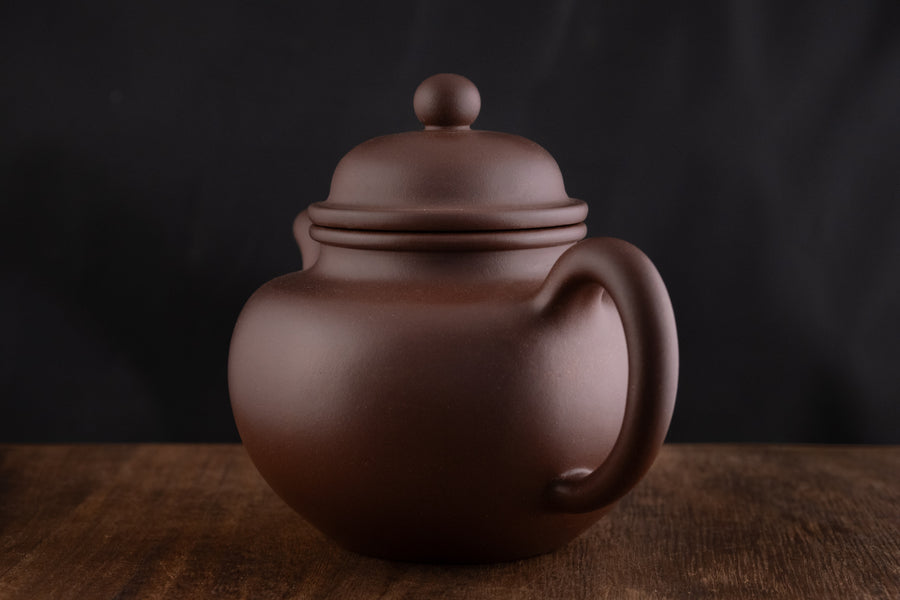 Duo Qiu 掇球 - 310ml Yixing Teapot in Qingshuini Purple Clay