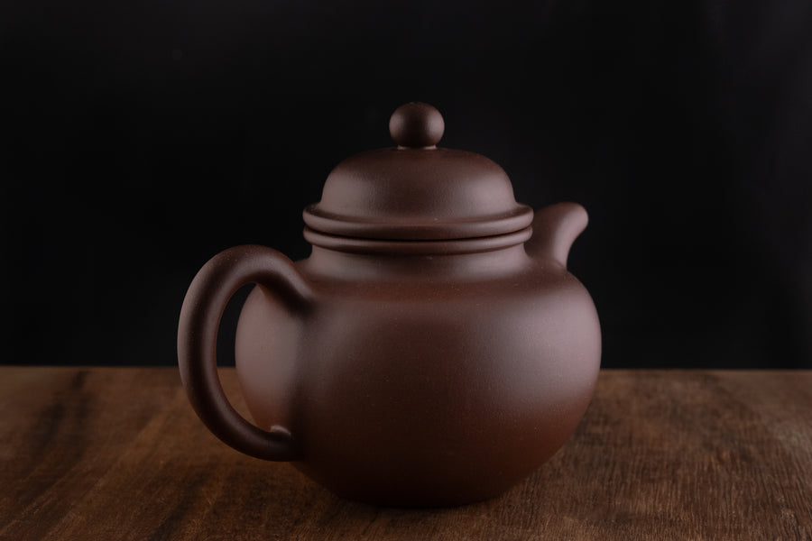 Duo Qiu 掇球 - 310ml Yixing Teapot in Qingshuini Purple Clay