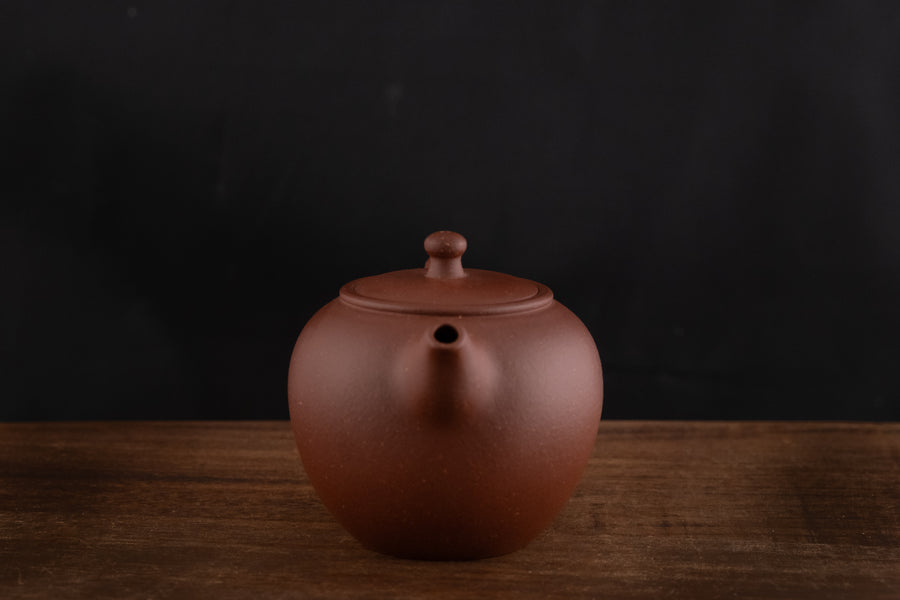 Jiyu 吉羽 - 100ml Yixing Teapot in Qingshuini Purple Clay