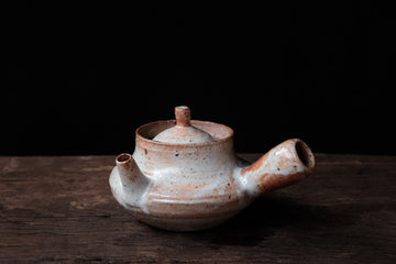 Side-handled Jingdezhen Teapot – Eastern Leaves