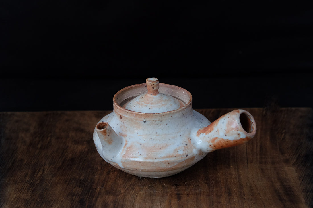 Side-handle 210ml Dai teapot