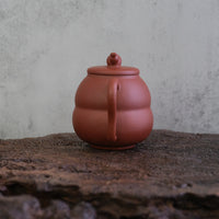 Hu Lu 葫芦 - 80ml Yixing Teapot in Zhuni Red Clay