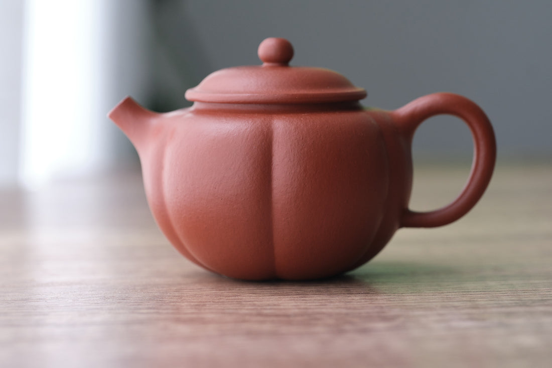 Jin Gua 金瓜  - 100ml Yixing Teapot, Benshan Lüni Clay