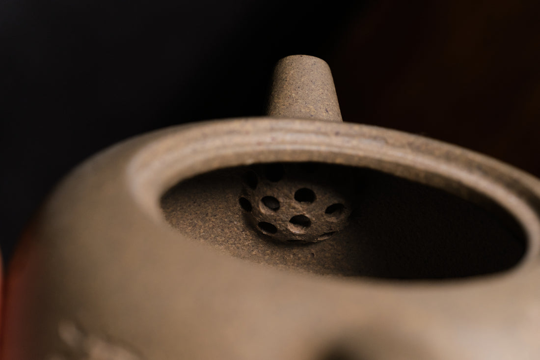 Panshi 磐石 - 160ml Yixing Teapot in Wucai Qing Duan Clay