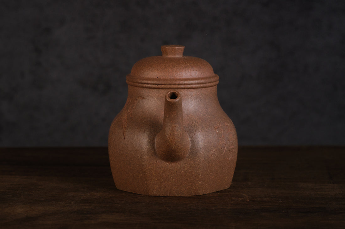 Liu Fang Jun Yu 六方君玉 - 130ml Yixing Teapot in Wucai Qingduan Clay
