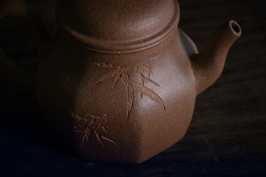 Liu Fang Jun Yu 六方君玉 - 130ml Yixing Teapot in Wucai Qingduan Clay