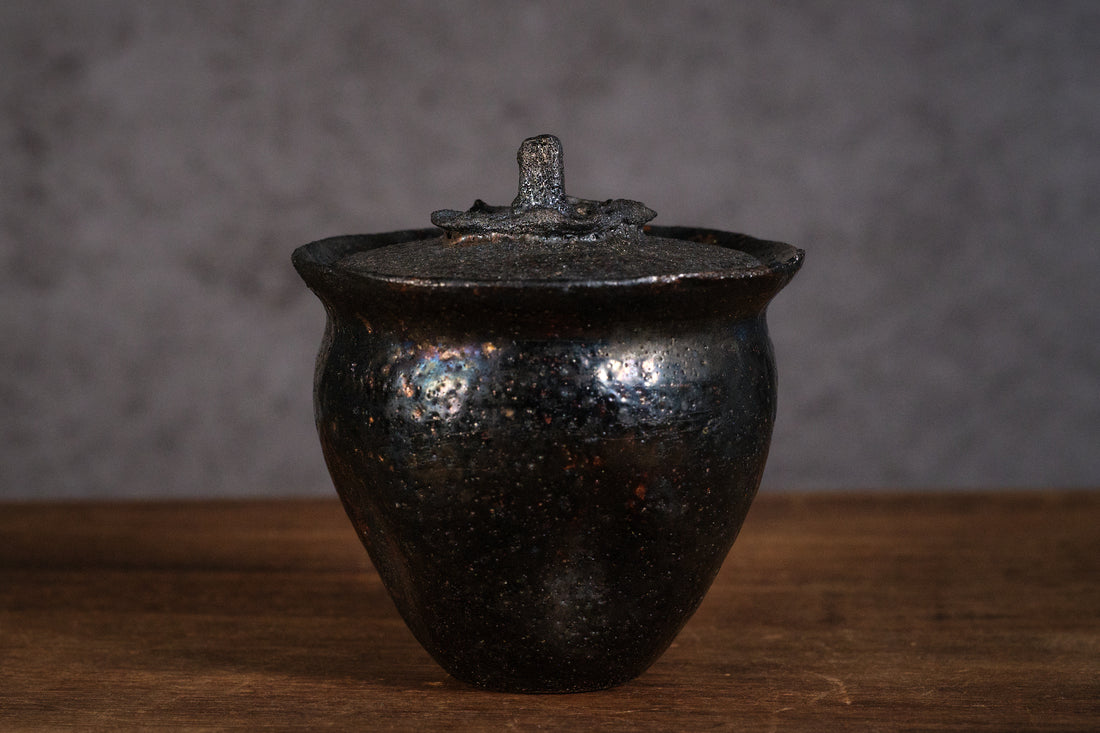 Shishi - Ya'an Dark Sand Persimmon Tea Vessel
