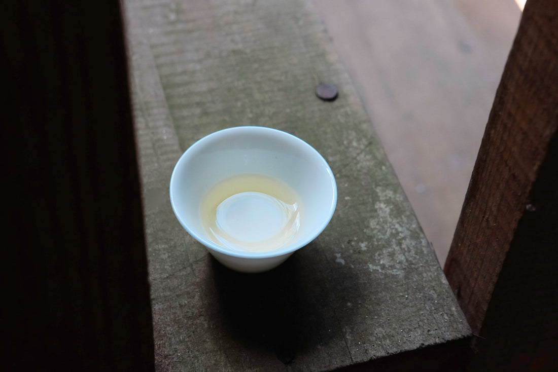 Eastern Tea Club, Chapter 1: Nánnuò 南糯 - Eastern Leaves