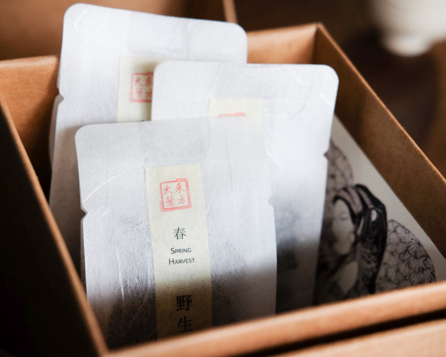 high-quality tea from farmer in Yunnan, China; dianhong, pu'er tea, Yueguangbai white tea gift box and sample set